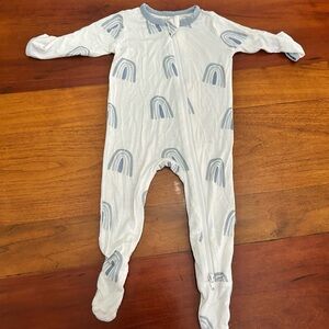 Kyte BABY Light Blue Rainbow Footie
